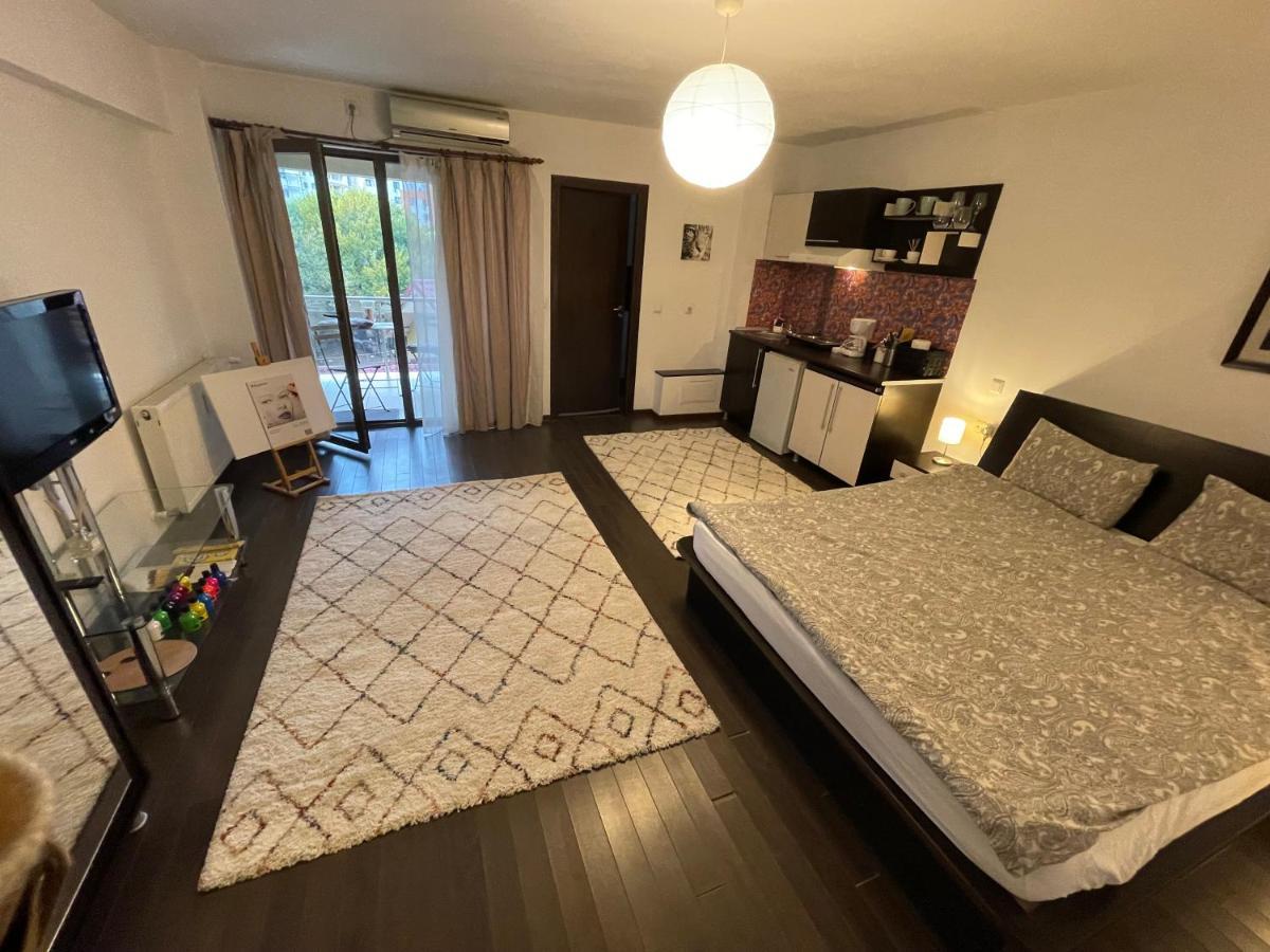 L'Atelier - Relax And Enjoy Your Stay Iasi Bagian luar foto