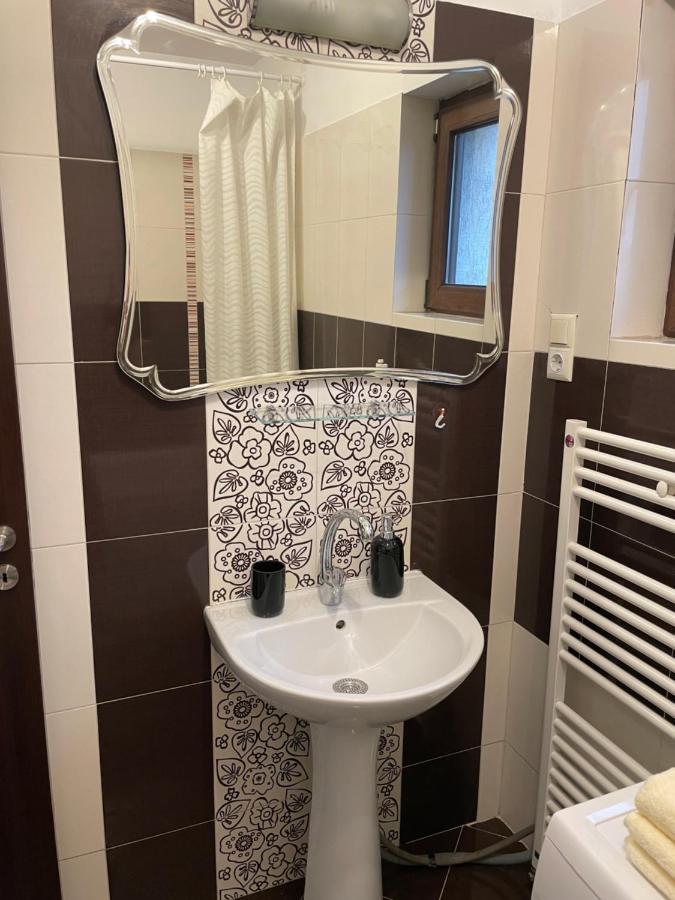 L'Atelier - Relax And Enjoy Your Stay Iasi Bagian luar foto